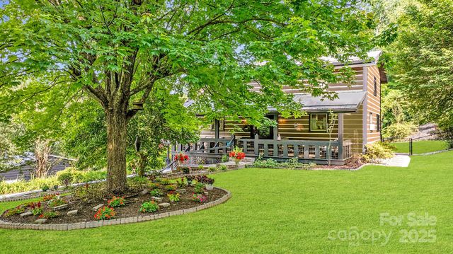 61 Honeycutt Lane, Nebo, NC 28761