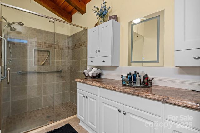 61 Honeycutt Lane, Nebo, NC 28761