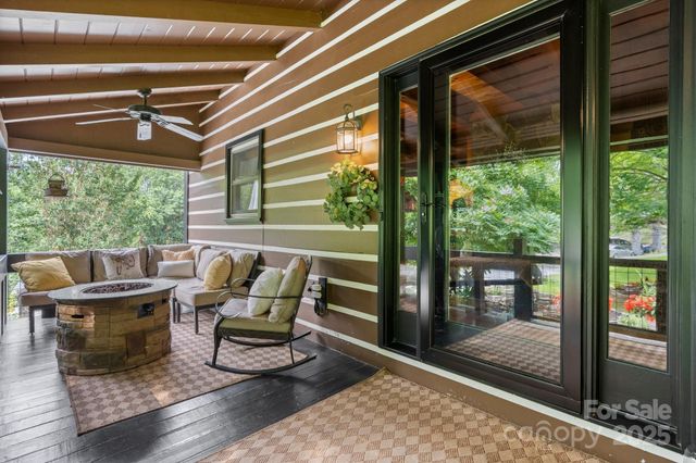 61 Honeycutt Lane, Nebo, NC 28761