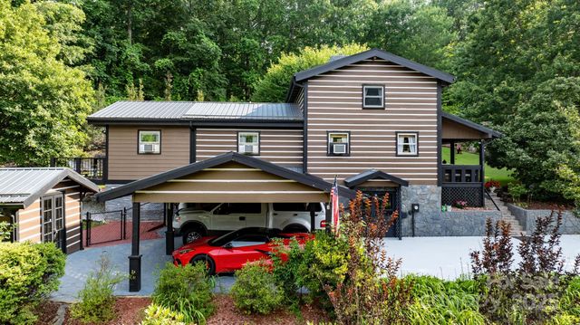 61 Honeycutt Lane, Nebo, NC 28761