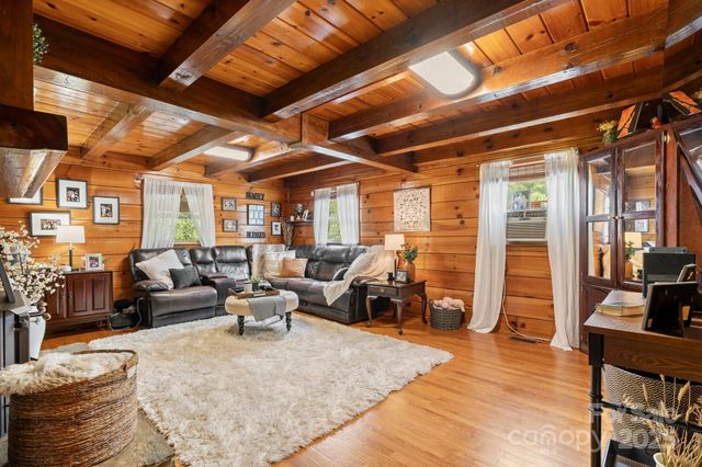 61 Honeycutt Lane, Nebo, NC 28761