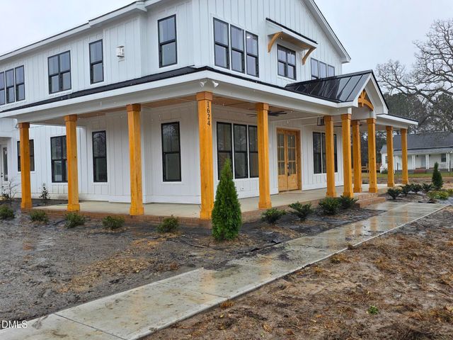 1624 Allens Crossroads Road, Four Oaks, NC 27524