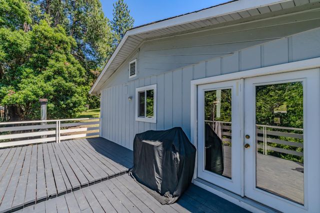 15853 Schaefer Ranch Rd, Pioneer, CA 95666