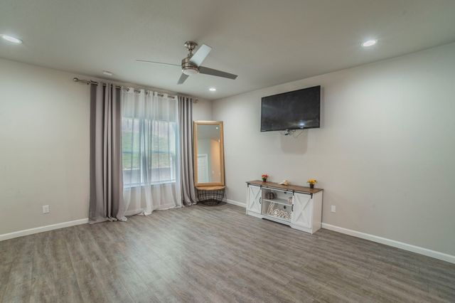 2407 Lee Avenue, Fort Worth, TX 76164