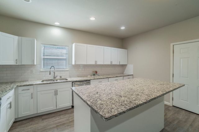 2407 Lee Avenue, Fort Worth, TX 76164