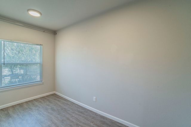 2407 Lee Avenue, Fort Worth, TX 76164