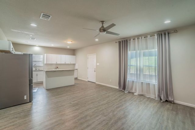 2407 Lee Avenue, Fort Worth, TX 76164