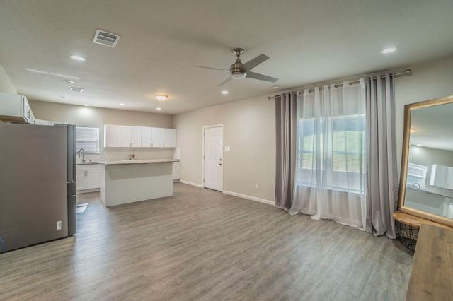 2407 Lee Avenue, Fort Worth, TX 76164