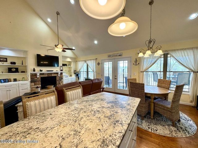 525 N Riverbend Rd, Leitchfield, KY 42754