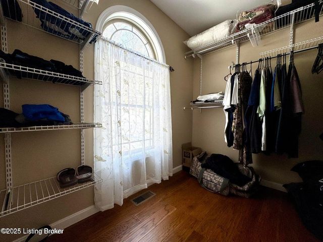 525 N Riverbend Rd, Leitchfield, KY 42754