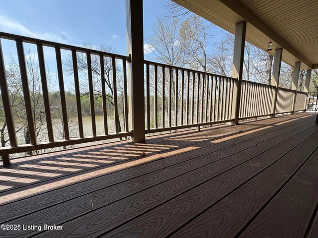 525 N Riverbend Rd, Leitchfield, KY 42754