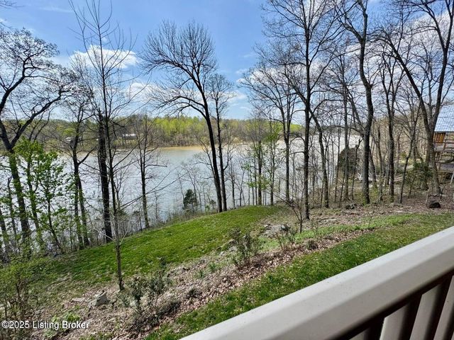 525 N Riverbend Rd, Leitchfield, KY 42754