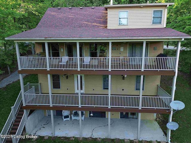 525 N Riverbend Rd, Leitchfield, KY 42754