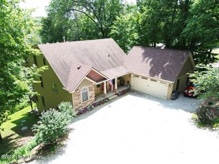 525 N Riverbend Rd, Leitchfield, KY 42754