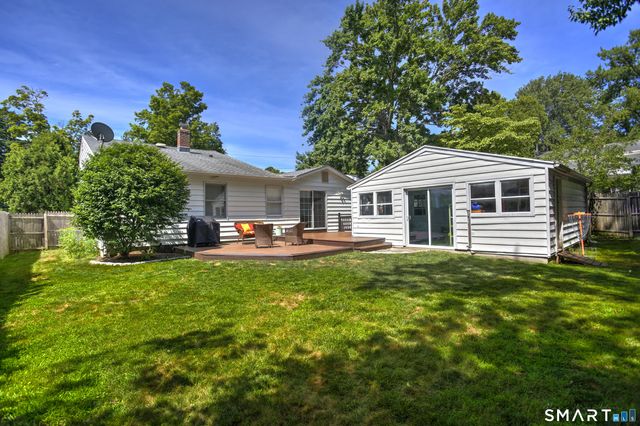 98 Youngstown Road, Fairfield, CT 06824
