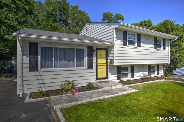 98 Youngstown Road, Fairfield, CT 06824