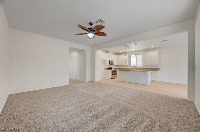 5831 Sleepy Willow Street, Las Vegas, NV 89148