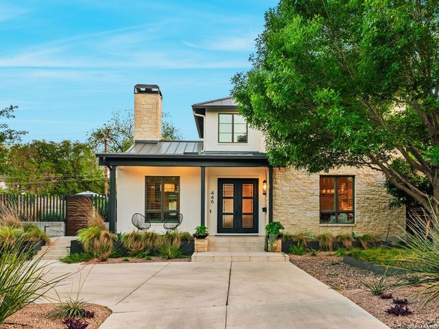 446 CANTERBURY HILL ST, Terrell Hills, TX 78209