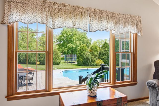 7220 Rolling Meadows Drive, West Chester, OH 45069