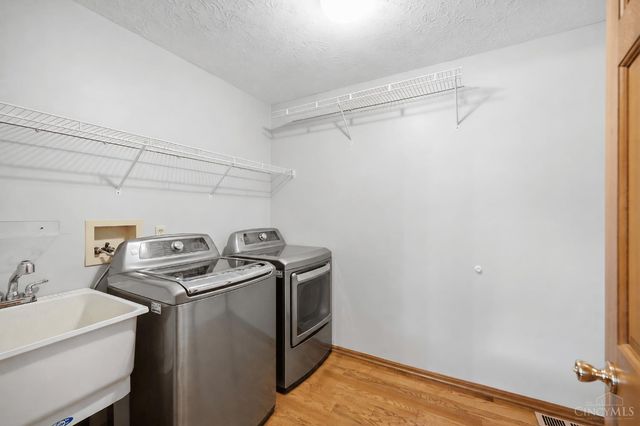 7220 Rolling Meadows Drive, West Chester, OH 45069