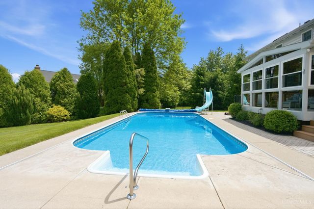 7220 Rolling Meadows Drive, West Chester, OH 45069