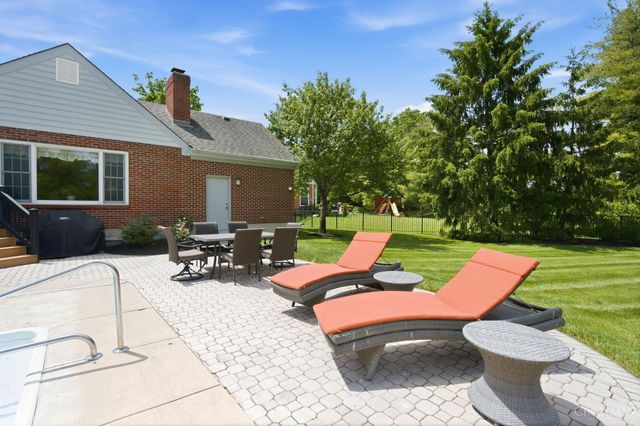 7220 Rolling Meadows Drive, West Chester, OH 45069