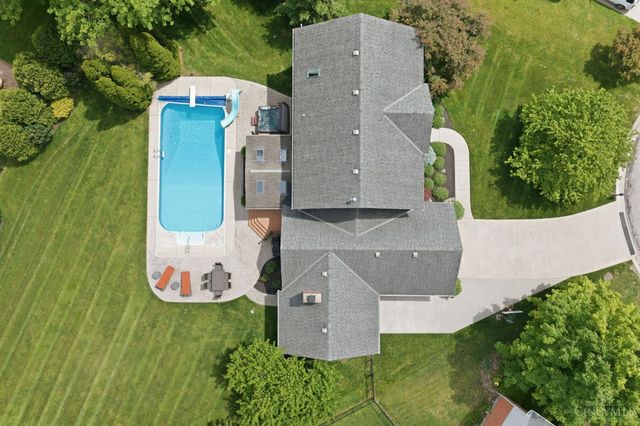 7220 Rolling Meadows Drive, West Chester, OH 45069
