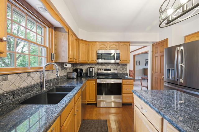 7220 Rolling Meadows Drive, West Chester, OH 45069