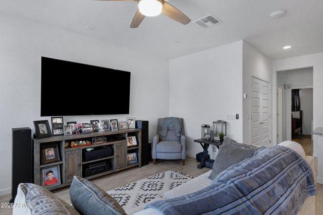 4020 E TOLEDO Street 103, Gilbert, AZ 85295