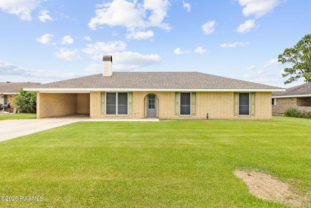 815 E E Street, Rayne, LA 70578