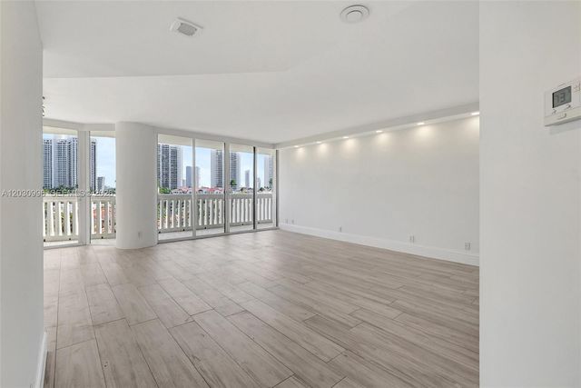 1000 Island Boulevard 707, Aventura, FL 33160