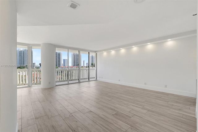1000 Island Boulevard 707, Aventura, FL 33160