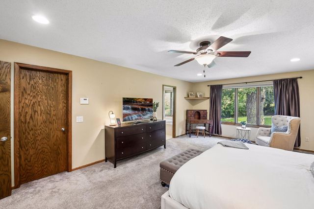4615 Saddlewood Drive, Minnetonka, MN 55345
