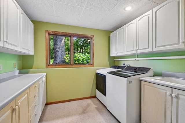 4615 Saddlewood Drive, Minnetonka, MN 55345