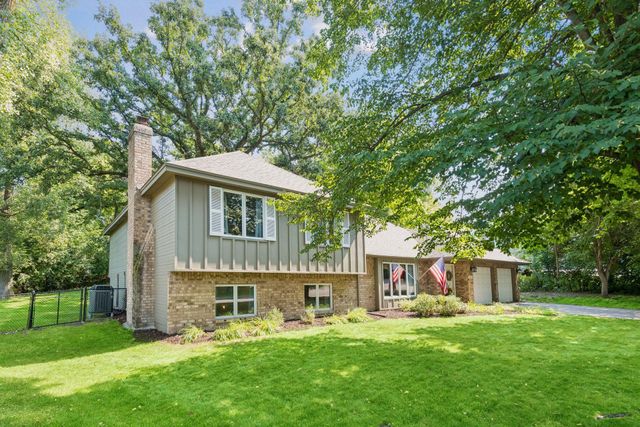 4615 Saddlewood Drive, Minnetonka, MN 55345