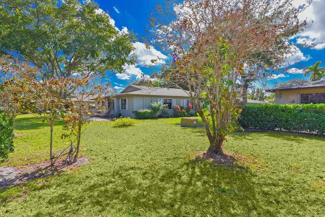 1630 Palmland Drive, Boynton Beach, FL 33436