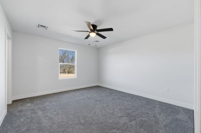 602 Briarbrook Ln, Park City, KS 67147