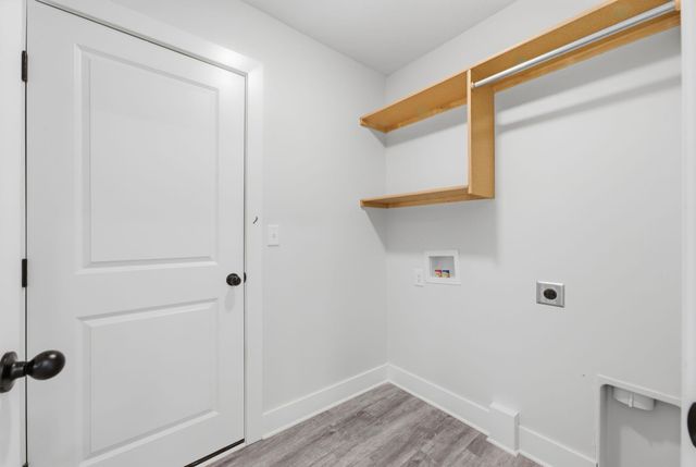 602 Briarbrook Ln, Park City, KS 67147