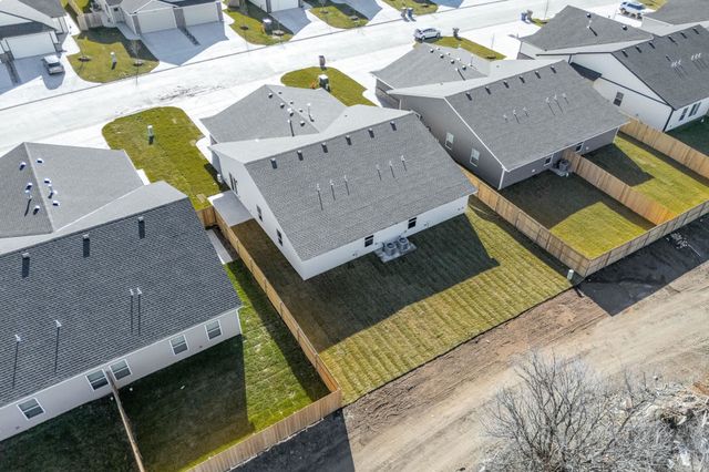 602 Briarbrook Ln, Park City, KS 67147