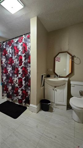 2725 Highlawn Avenue, Huntington, WV 25702