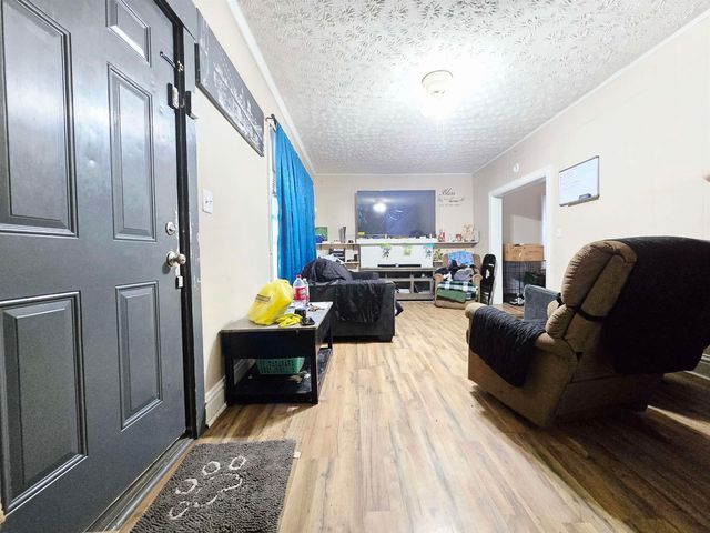 2725 Highlawn Avenue, Huntington, WV 25702