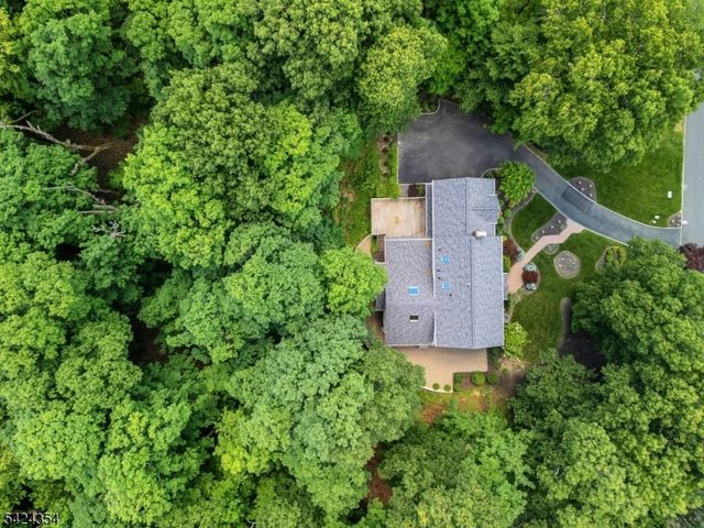 24 STOCKADE ROAD, Warren Twp., NJ 07059