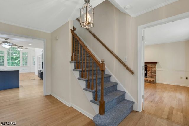 24 STOCKADE ROAD, Warren Twp., NJ 07059