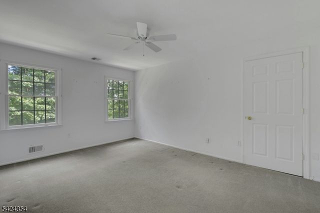 24 STOCKADE ROAD, Warren Twp., NJ 07059