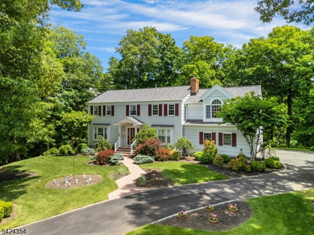 24 STOCKADE ROAD, Warren Twp., NJ 07059