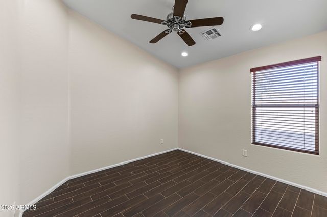 2807 E QUESTA Drive, Phoenix, AZ 85024