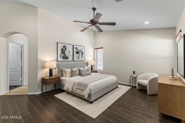 2807 E QUESTA Drive, Phoenix, AZ 85024