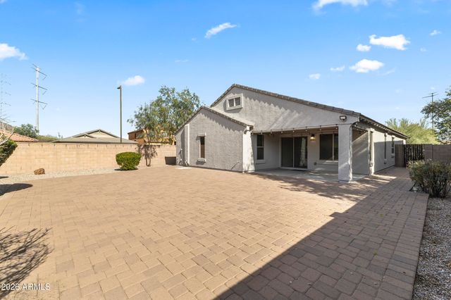 2807 E QUESTA Drive, Phoenix, AZ 85024