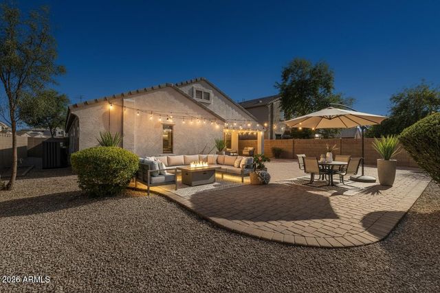 2807 E QUESTA Drive, Phoenix, AZ 85024