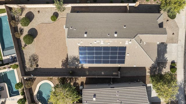 2807 E QUESTA Drive, Phoenix, AZ 85024